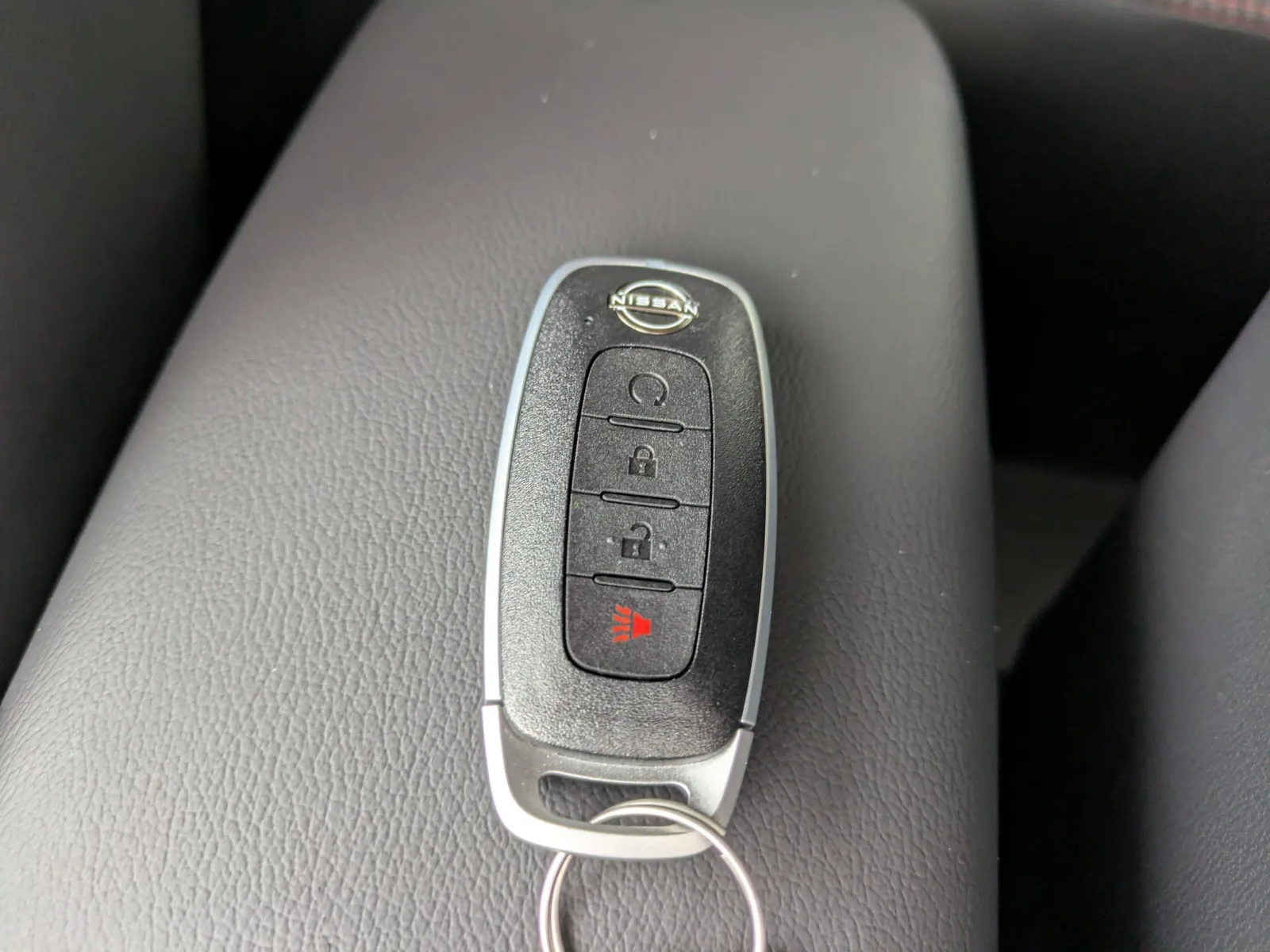 2026 Nissan KICKS SR - Photo 30
