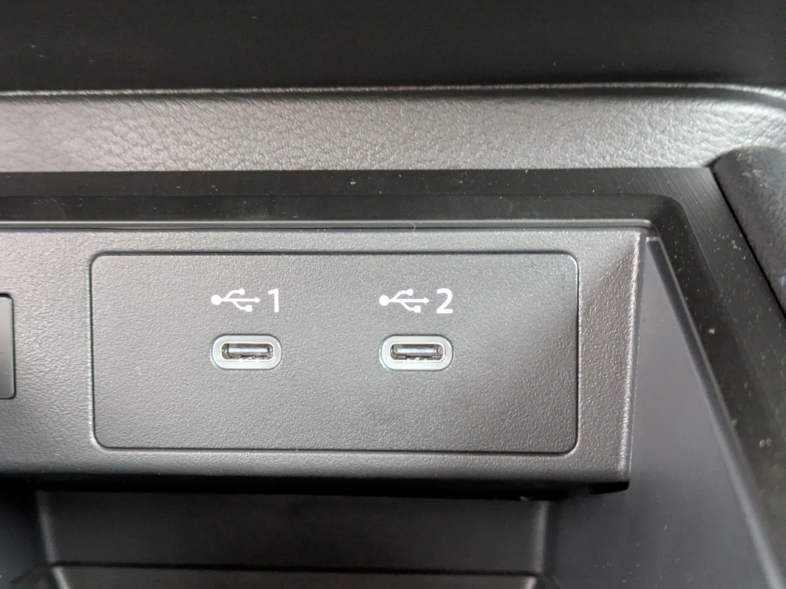 2026 Nissan KICKS SR - Photo 23