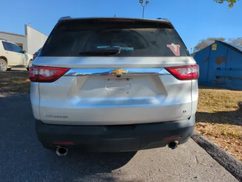 Photos of 2021 Chevrolet Traverse LT Cloth for sale in Vidalia, GA at Woody Folsom Nissan of Vidalia