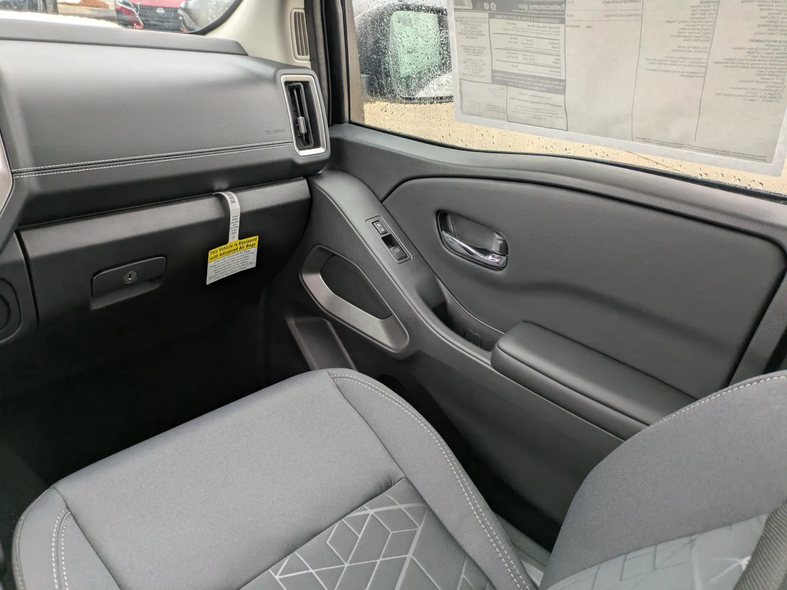 2026 Nissan Frontier SV - Photo 17