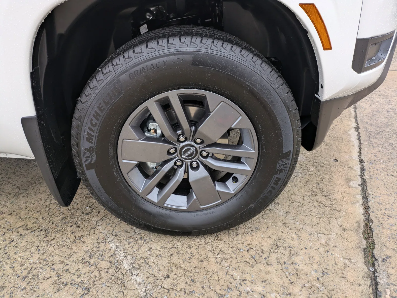2026 Nissan Frontier SV - Photo 11