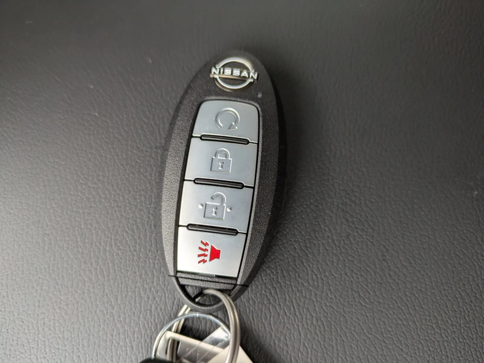 2026 Nissan Frontier SV - Photo 30