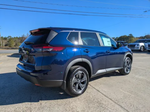 More photos of 2026 Nissan Rogue SV at Woody Folsom Nissan of Vidalia, GA