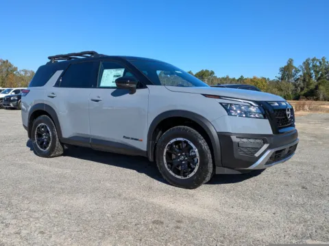 Black 2025 Nissan Pathfinder Rock Creek for sale in Vidalia, GA