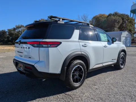 More photos of 2025 Nissan Pathfinder Rock Creek at Woody Folsom Nissan of Vidalia, GA