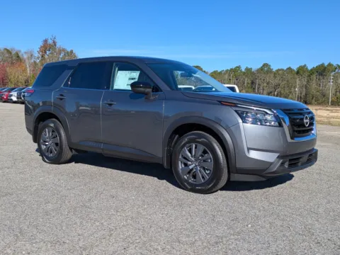 Photos of 2025 Nissan Pathfinder S for sale in Vidalia, GA at Woody Folsom Nissan of Vidalia