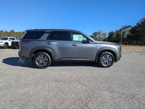 Another view of 2025 Nissan Pathfinder S for sale in Vidalia, GA at Woody Folsom Nissan of Vidalia