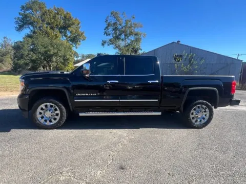 More photos of 2019 GMC Sierra 2500HD Denali at Hixson Autoplex of Alexandria Ford, LA
