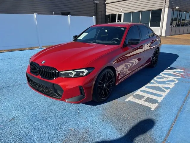 2023 BMW 3 Series 330i's photo