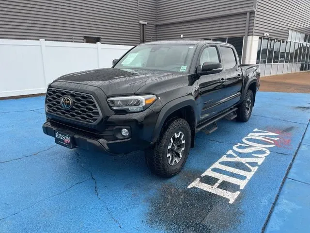 2023 Toyota Tacoma TRD Off Road's photo