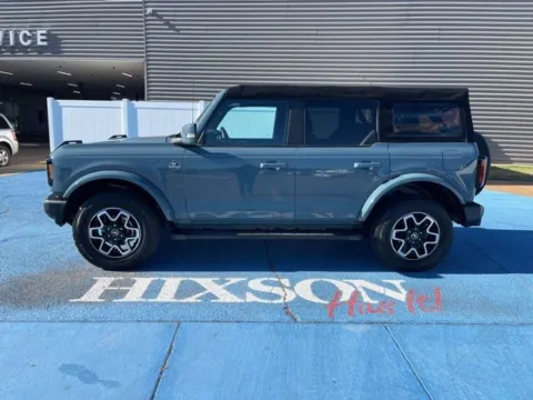 Photos of 2022 Ford Bronco Outer Banks for sale in Alexandria, LA at Hixson Autoplex of Alexandria Ford