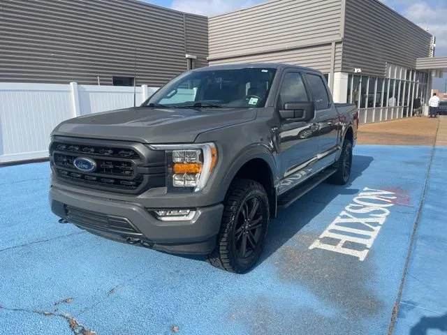2021 Ford F-150 XLT's photo