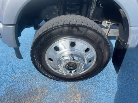 Another view of 2024 Ford Super Duty F-450 DRW Platinum for sale in Alexandria, LA at Hixson Autoplex of Alexandria Ford