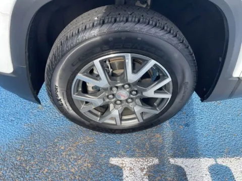 Another view of 2021 GMC Acadia SLE for sale in Alexandria, LA at Hixson Autoplex of Alexandria Ford