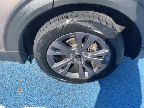 More photos of 2021 Ford Explorer XLT at Hixson Autoplex of Alexandria Ford, LA