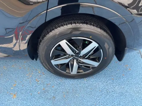 More photos of 2023 Kia Sorento S at Hixson Autoplex of Alexandria Ford, LA