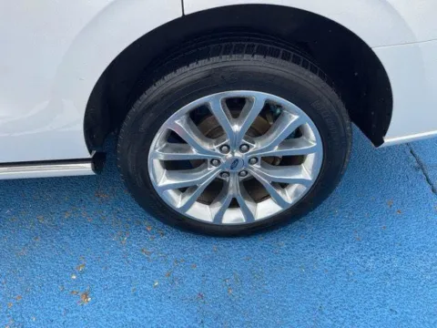 More photos of 2019 Ford Expedition Platinum at Hixson Autoplex of Alexandria Ford, LA