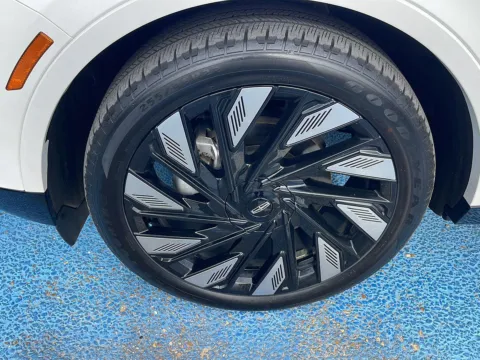 Another view of 2024 Lincoln Nautilus Reserve for sale in Alexandria, LA at Hixson Autoplex of Alexandria Ford