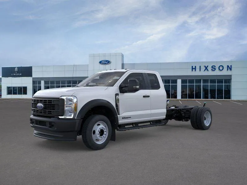 2025 Ford Super Duty F-550 DRW XL