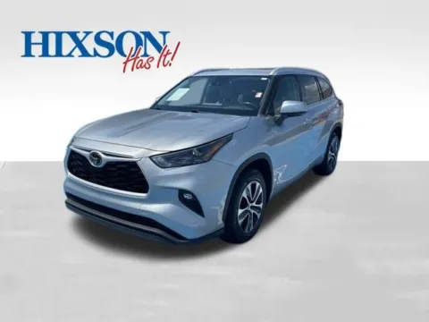 Green 2022 Toyota Highlander XLE for sale in Alexandria, LA