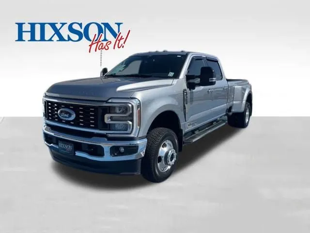 Silver 2024 Ford Super Duty F-350 DRW LARIAT for sale in Alexandria, LA