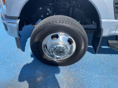 Another view of 2024 Ford Super Duty F-350 DRW LARIAT for sale in Alexandria, LA at Hixson Autoplex of Alexandria Ford