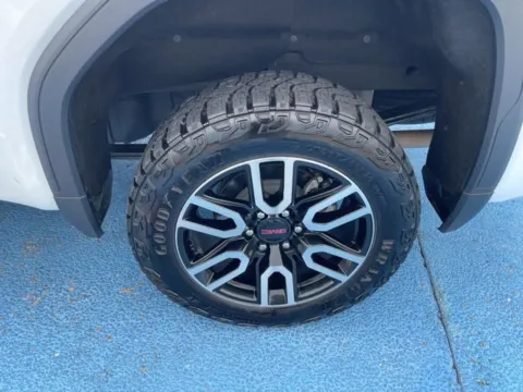 More photos of 2024 GMC Sierra 1500 AT4 at Hixson Autoplex of Alexandria Ford, LA