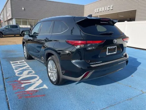 More photos of 2022 Toyota Highlander Limited at Hixson Autoplex of Alexandria Ford, LA