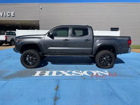 Photos of 2017 Toyota Tacoma TRD Off Road for sale in Alexandria, LA at Hixson Autoplex of Alexandria Ford