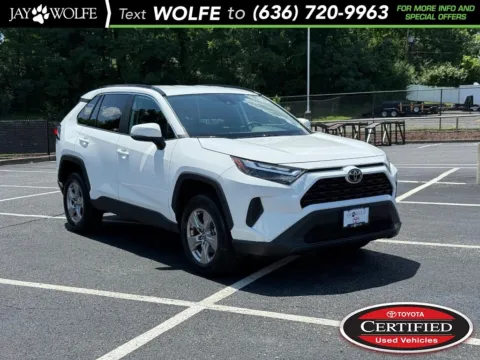 White 2022 Toyota RAV4 XLE for sale in Ballwin, MO