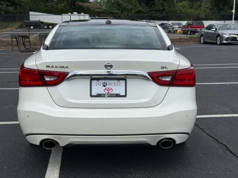 More photos of 2016 Nissan Maxima 3.5 SL at Jay Wolfe Toyota of West County, MO