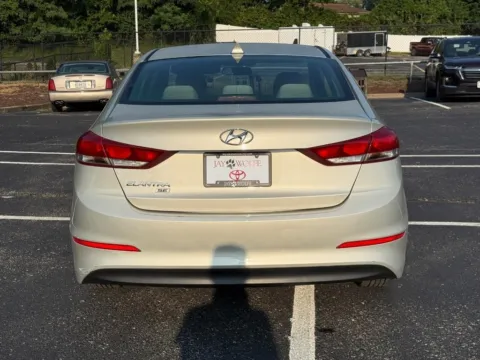 More photos of 2017 Hyundai Elantra SE at Jay Wolfe Toyota of West County, MO