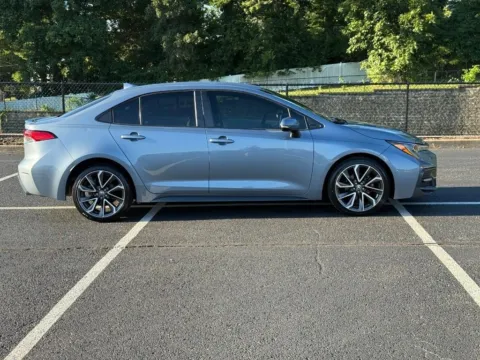 Photos of 2020 Toyota Corolla SE for sale in Ballwin, MO at Jay Wolfe Toyota of West County