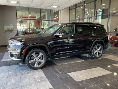 Another view of 2022 Jeep Grand Cherokee L Limited for sale in Kansas City, MO at Jay Wolfe Toyota