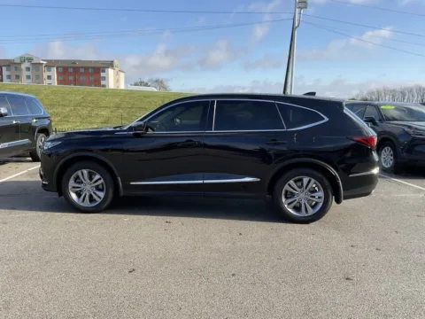More photos of 2023 Acura MDX 3.5L at Jay Wolfe Toyota, MO