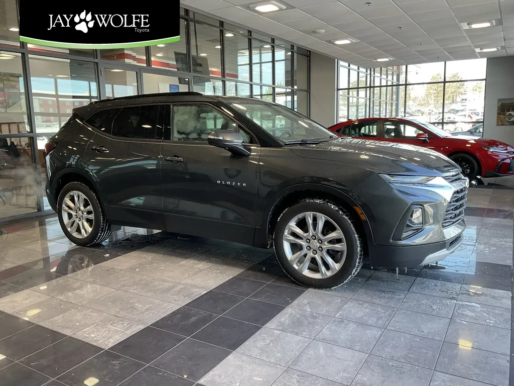 Gray 2019 Chevrolet Blazer for sale in Kansas City, MO