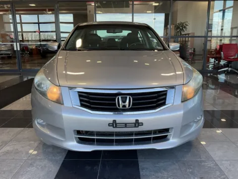 Photos of 2009 Honda Accord EX-L for sale in Kansas City, MO at Jay Wolfe Toyota