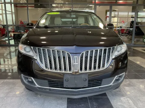 Photos of 2013 Lincoln MKX for sale in Kansas City, MO at Jay Wolfe Toyota