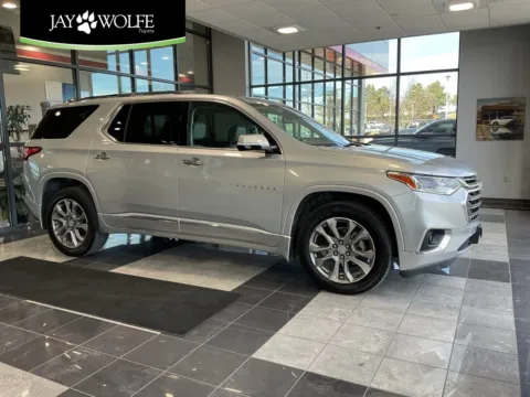 Silver 2019 Chevrolet Traverse Premier for sale in Kansas City, MO