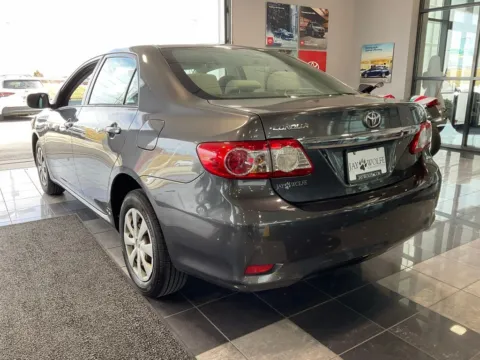More photos of 2011 Toyota Corolla LE at Jay Wolfe Toyota, MO