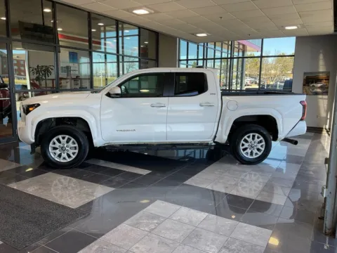 More photos of 2024 Toyota Tacoma SR5 at Jay Wolfe Toyota, MO
