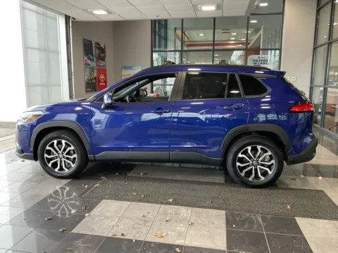 More photos of 2023 Toyota Corolla Cross Hybrid SE at Jay Wolfe Toyota, MO