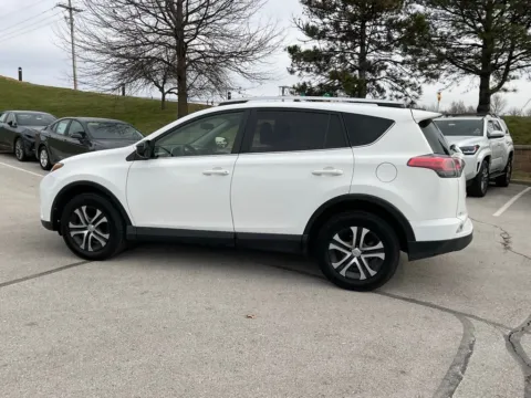 More photos of 2016 Toyota RAV4 LE at Jay Wolfe Toyota, MO