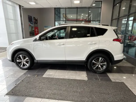 More photos of 2016 Toyota RAV4 XLE at Jay Wolfe Toyota, MO