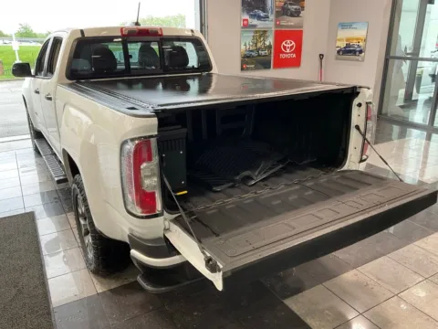 More photos of 2022 GMC Canyon AT4 w/Leather at Jay Wolfe Toyota, MO