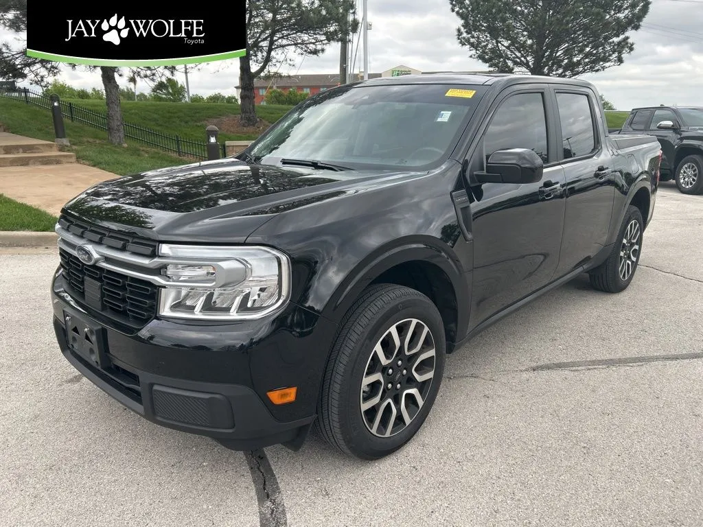Black 2024 Ford Maverick Lariat for sale in Kansas City, MO