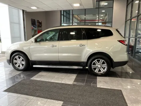 More photos of 2015 Chevrolet Traverse 2LT at Jay Wolfe Toyota, MO