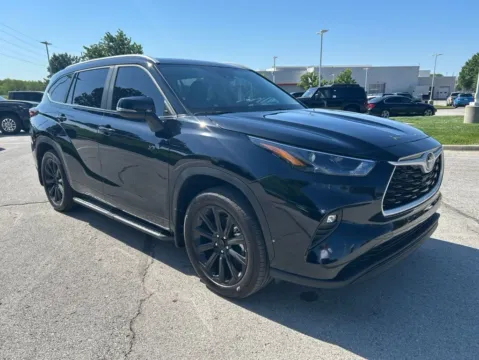 Another view of 2026 Toyota Highlander XP PACKAGE! for sale in Kansas City, MO at Jay Wolfe Toyota