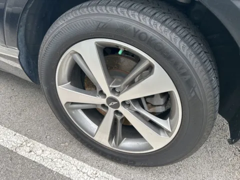 More photos of 2021 Genesis GV80 3.5T Advanced + at Jay Wolfe Toyota, MO