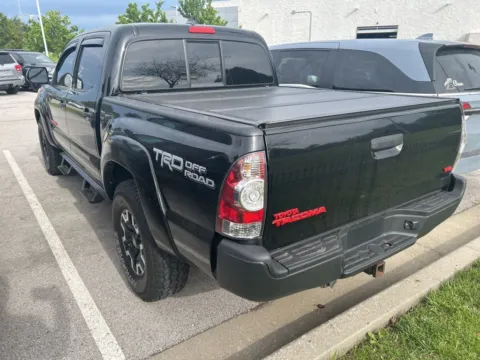 More photos of 2015 Toyota Tacoma at Jay Wolfe Toyota, MO